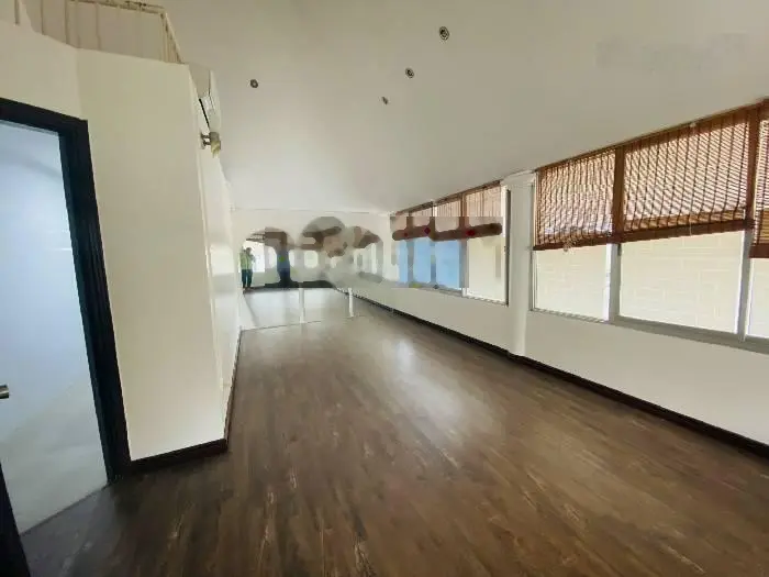 Đẳng cấp thượng lưu, bán biệt thự lô góc Hồ Tây - kinh doanh đỉnh cao, 210,8 m2, giá 74 tỷ