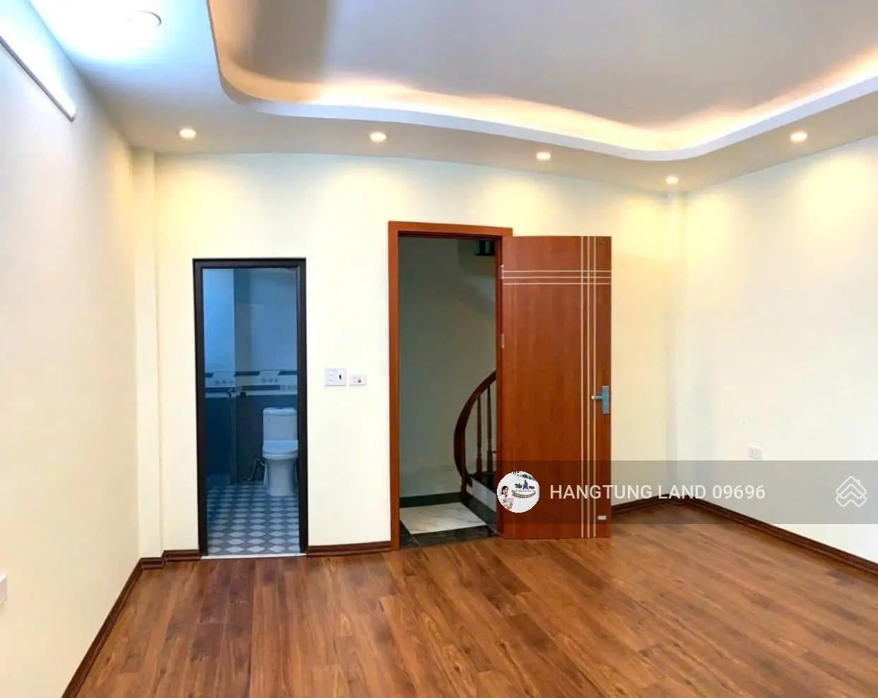 Dương Nội.LÔ GÓC,OTO đỗ cửa.Nhà MỚI 5 tầng/46m2.Ngõ ~3m,Thông tứ phíA.100m xe tải tránh,SĐCC-6,18TY