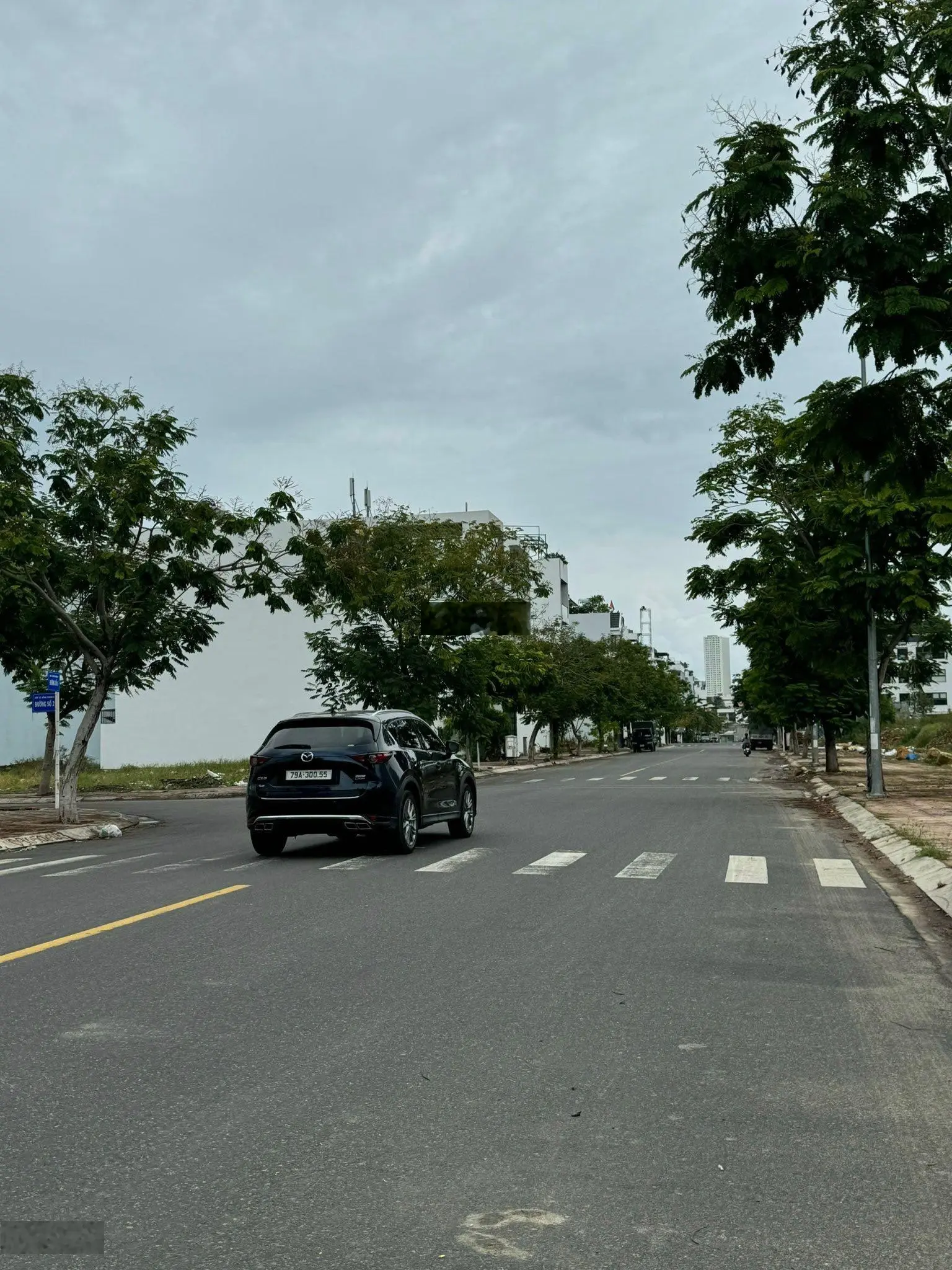 Cần bán lô đất siêu đẹp, mặt tiền rộng 20m đường Số 8, KĐT Hà Quang 2, Nha Trang, đối diện TTTM