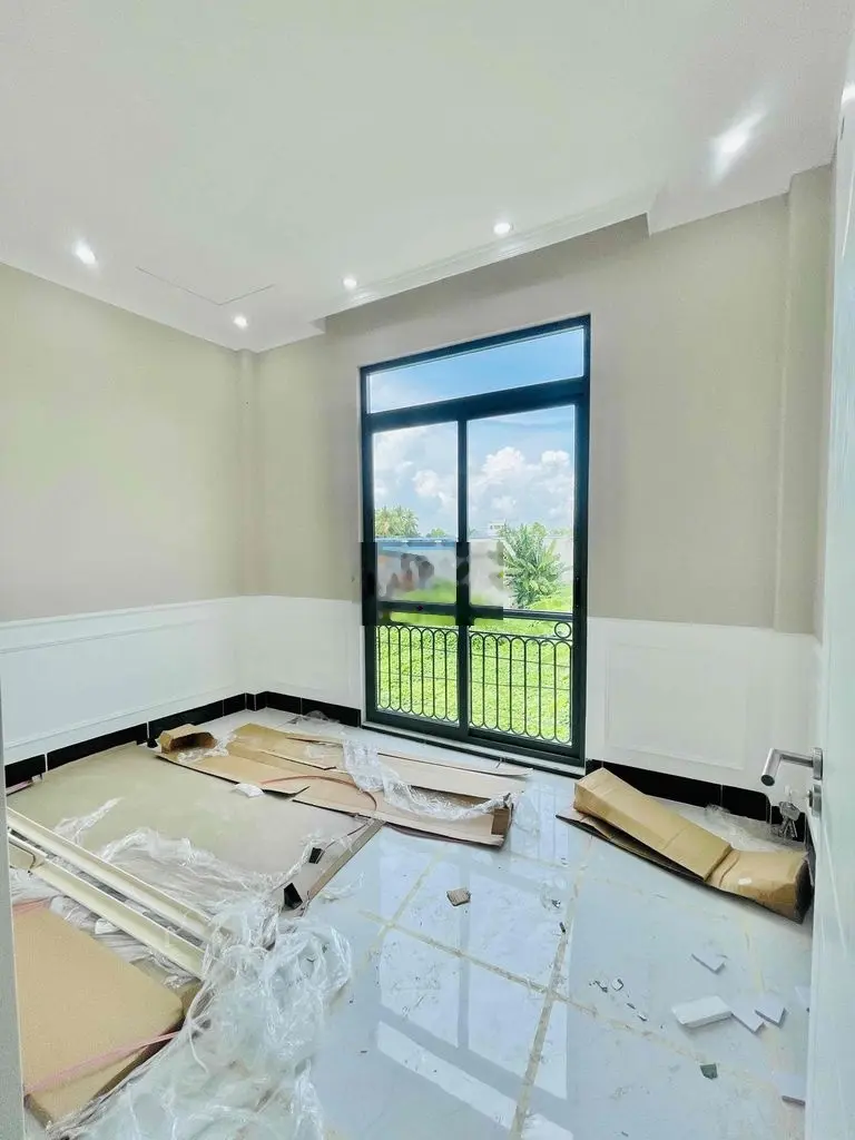 Nhà trệt lầu mới 100% - 2 phòng ngủ