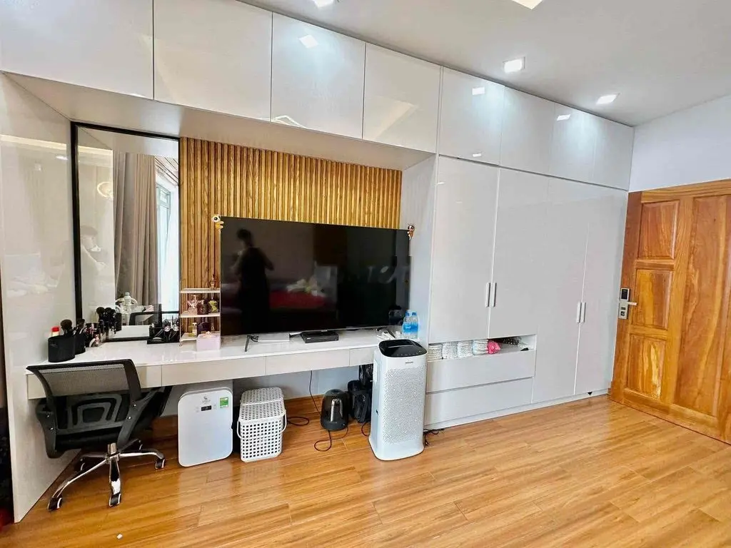 MẶT TIỀN HẺM 8M THOẠI NGỌC HẦU, 5 TẦNG NỘI THẤT XỊN