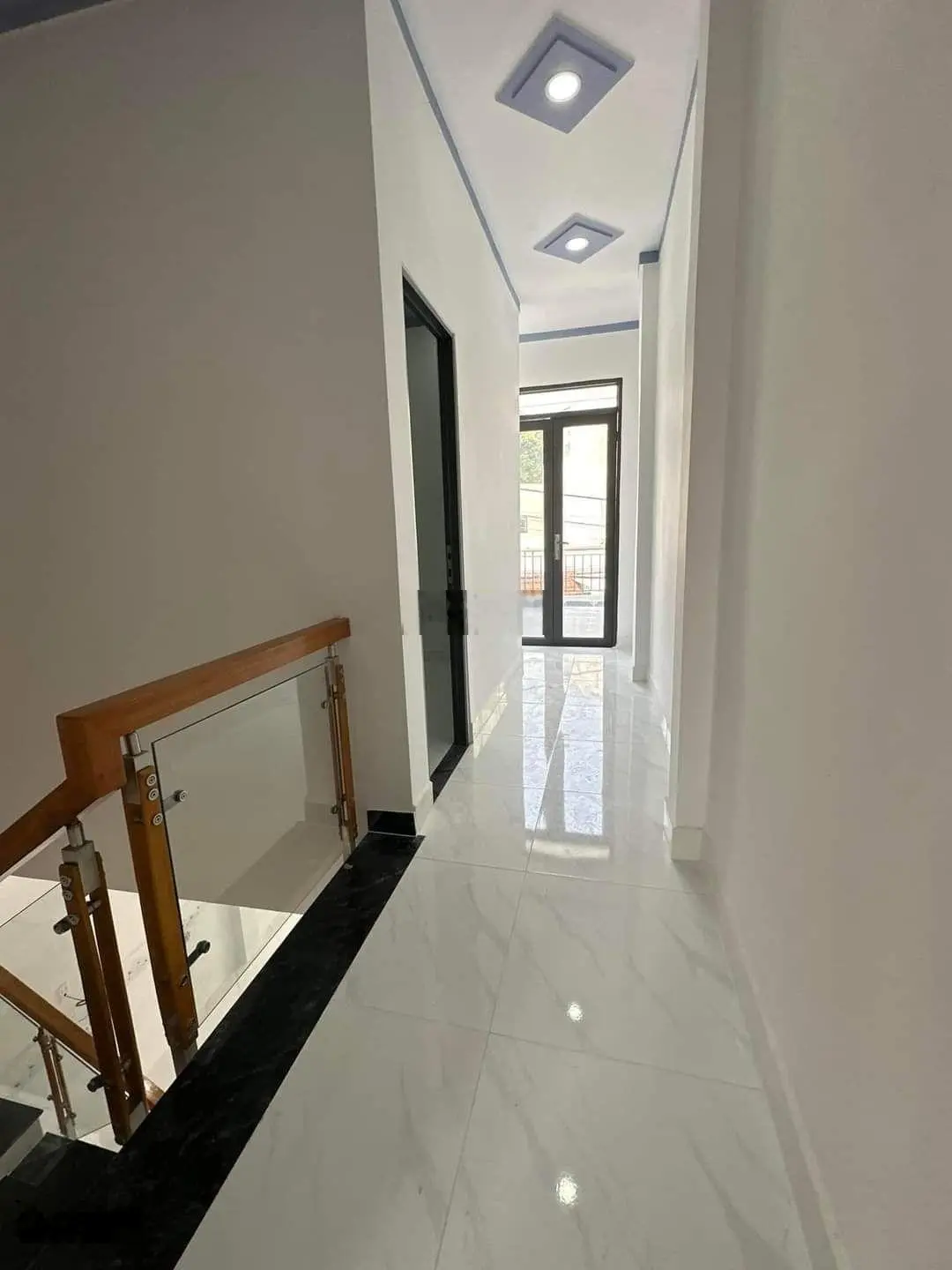 Nhà lầu trệt MT Nguyễn Đức Thiệu, P. Dĩ An kinh doanh mua bán tốt