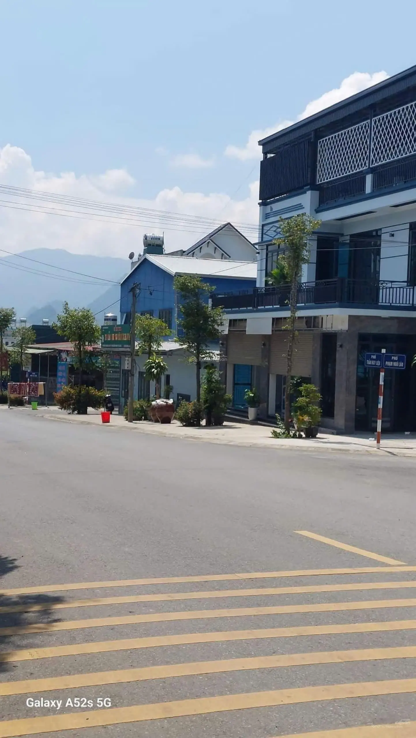 Có nhu cầu bán giá tốt cho người mua sử dụng, mảnh đất nền nằm trên trục đường trần huy liệu