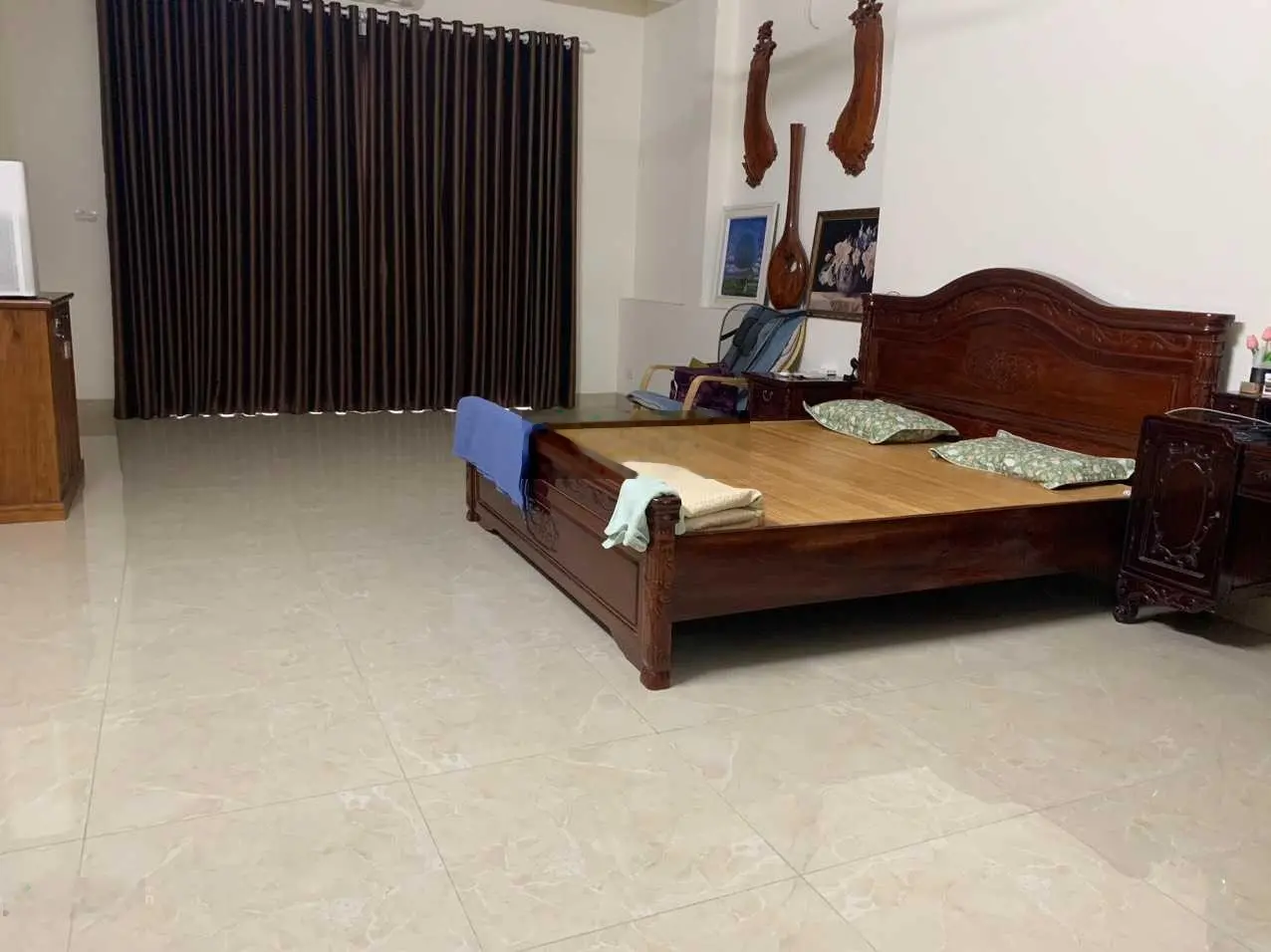 19 tỷ, nhà ô tô quay đầu diện tích 76.5m2, mặt tiền gần 5m, Lạc Long Quân, Tây Hồ, HN LH 0394 434 ***