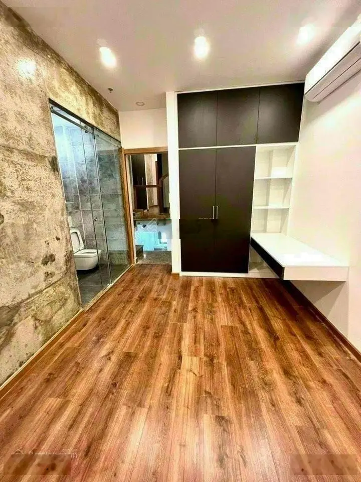Chỉ vỏn vẹn 6 tỷ, Trần Ngọc Diện, Quận 2, 5X14m, 1T 3L, 5PN, 6WC, đường to 7m, KDC an ninh