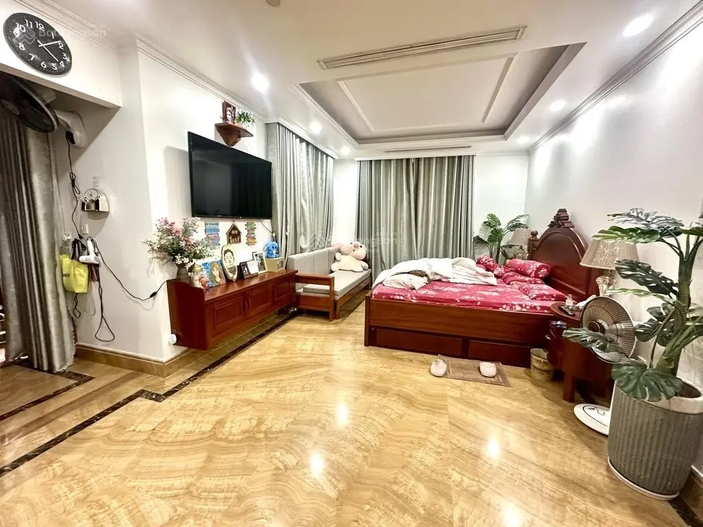 Biệt thự cao cấp KDC Nam Hoà, Phước Long A, 160m2, ngang 8m, đường 12m, 18 tỷ
