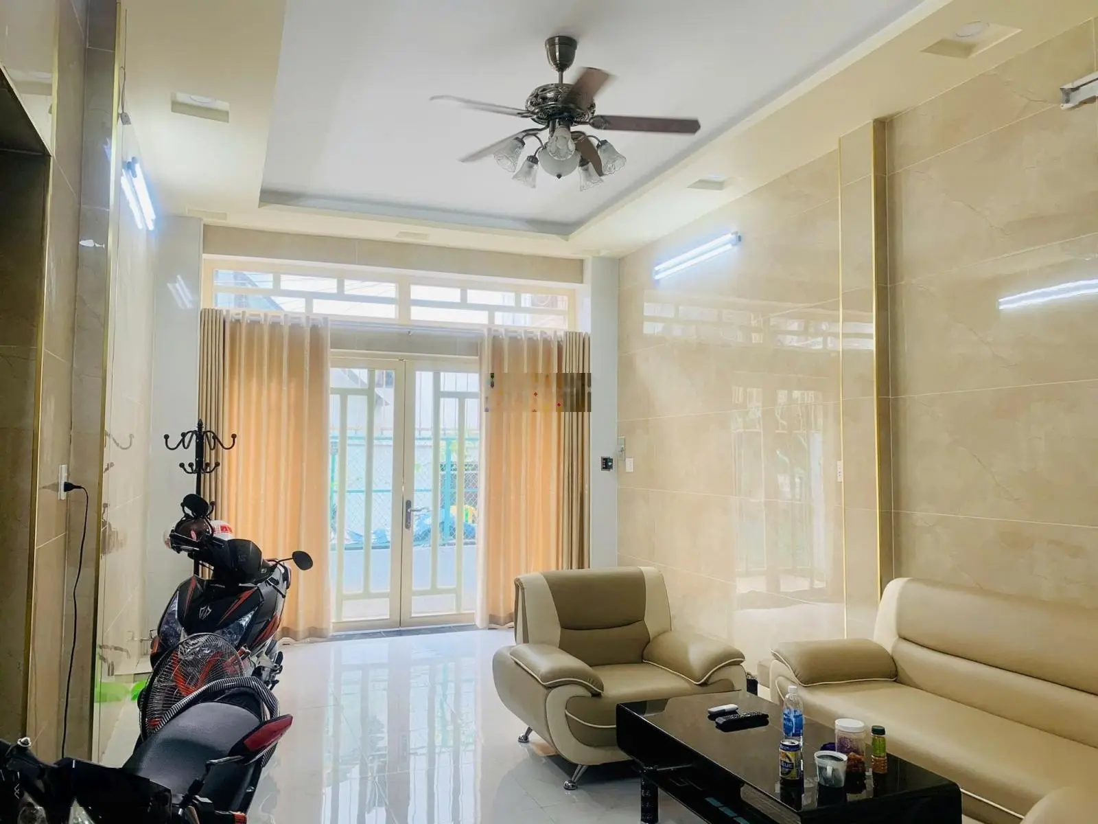 Nhà đẹp Nguyễn Văn Đậu - Q. Bình Thạnh cực sốc - 52,6m2 giá 3 TỶ 27O (CTL). đang cho thuê 16tr/th