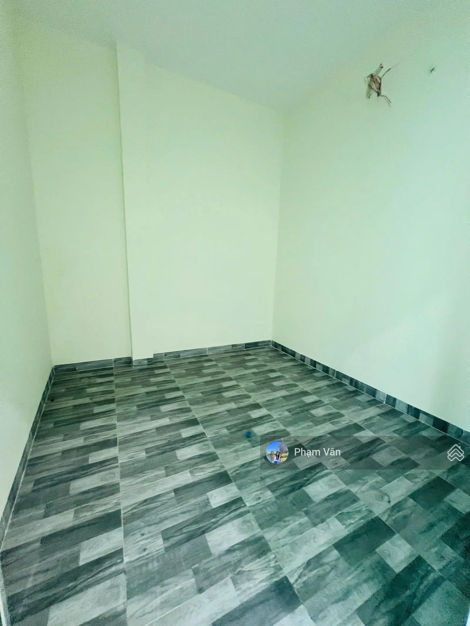 Chỉ 4 Tỷ nhỉnh - có Nhà còn mới vào ở ngay- sát đường Tô Ngọc Vân - 83m( ngang 4.6m)