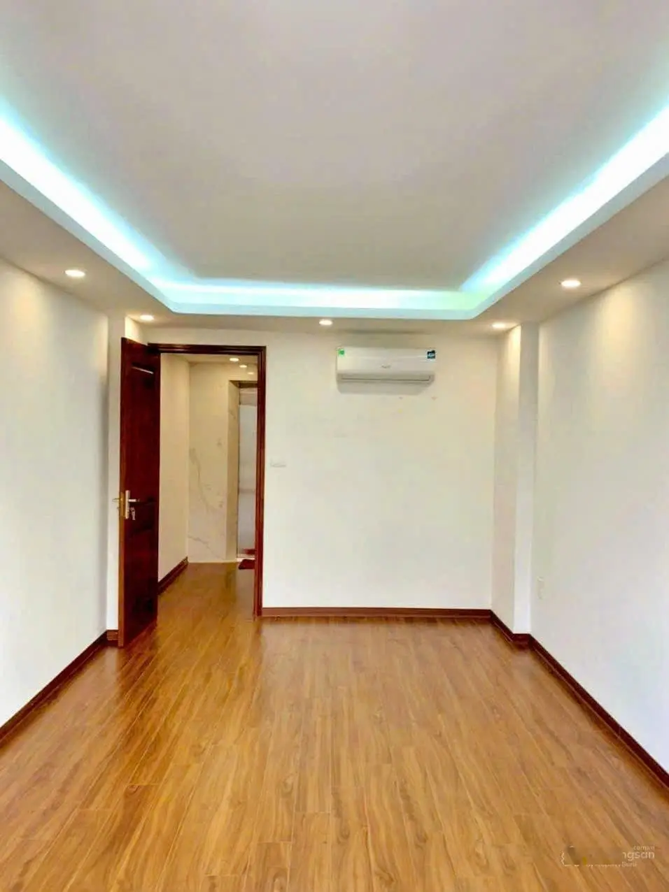 Bán nhà mặt phố Nam Từ Liêm Hà Nội 41m2 8T chào 19,2 tỷ Thang máy View đẹp Full NT KD VP Nhà hàngKs