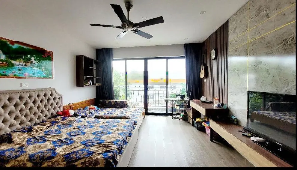Cổ Linh nhà đẹp 7 tầng thang máy xịn full nội thất oto vào nhà nhiều tiện ích khách mua chỉ việc ở
