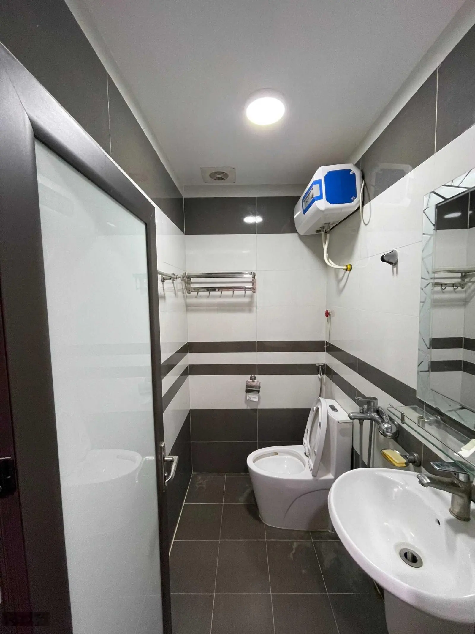 Bán căn Cát Tường Eco 2 phòng ngủ 2vs, tầng cao, có sổ đầy đủ nội thất đẹp giá 1.750 tỷ