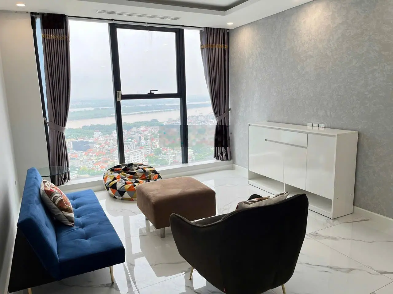Siêu phẩm duy nhất tại Sunshine City, giá thỏa thuận, 200m2, 5 PN, 4 WC