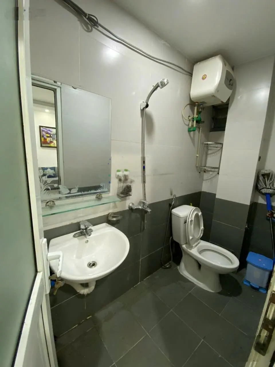 Có sổ đỏ - Khâm Thiên - Đống Đa 25m2 x 4T x MT 3.6M giá 2.42 tỷ ( có thương lượng )