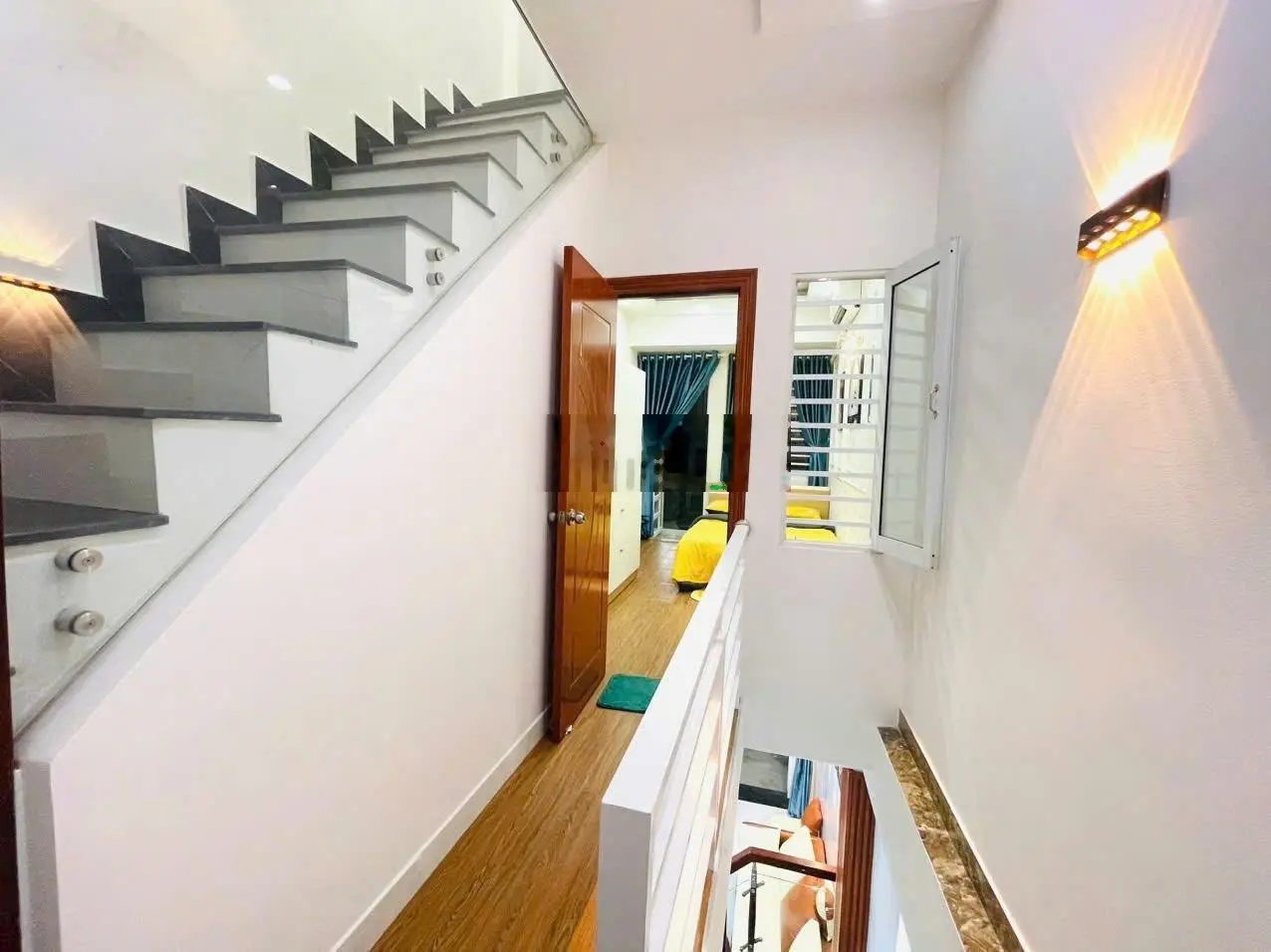 Nhà mới đẹp Quang Trung, tặng nội thất như hình, 3 tỷ 790 bao sang tên. Liên hệ xem nhà 0906435138