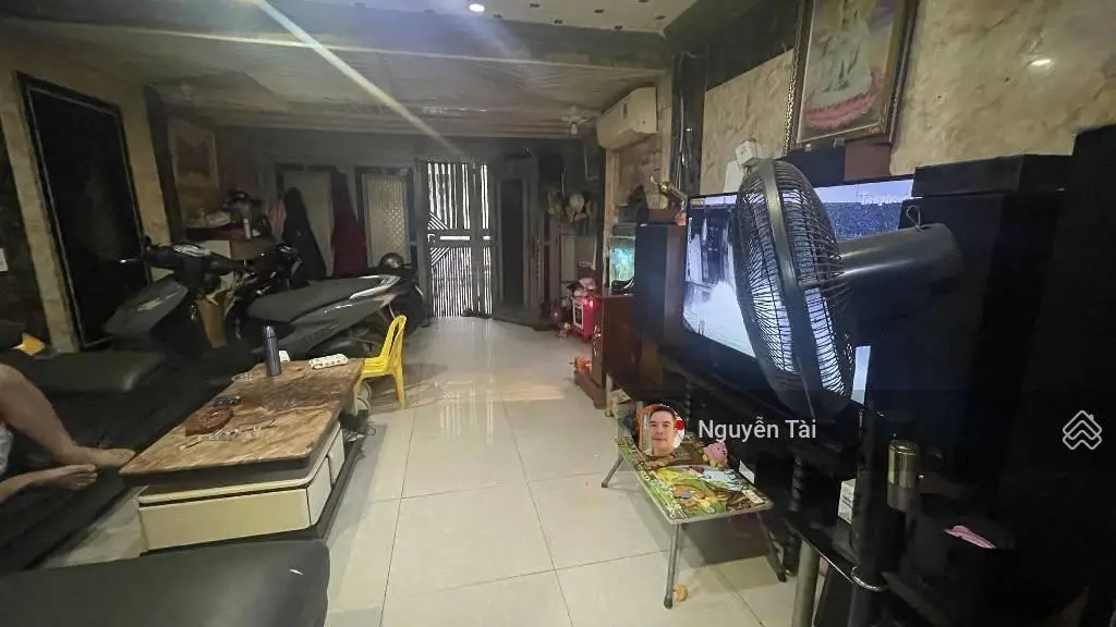Hot, Bán gấp nhà riêng Lê Đình Cẩn, BTân, 112m2, 2 tầng, 8 phòng ngủ, hẻm 6m, nhỉnh 6 tỷ.