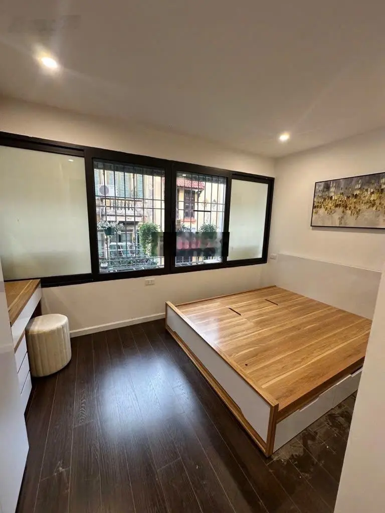 Bán tập thể nằm khu phân lô đầm trấu nhà đẹp ở luôn - 2 ngủ - phân lô ô tô đỗ ngày đêm giá 3.8 tỷ