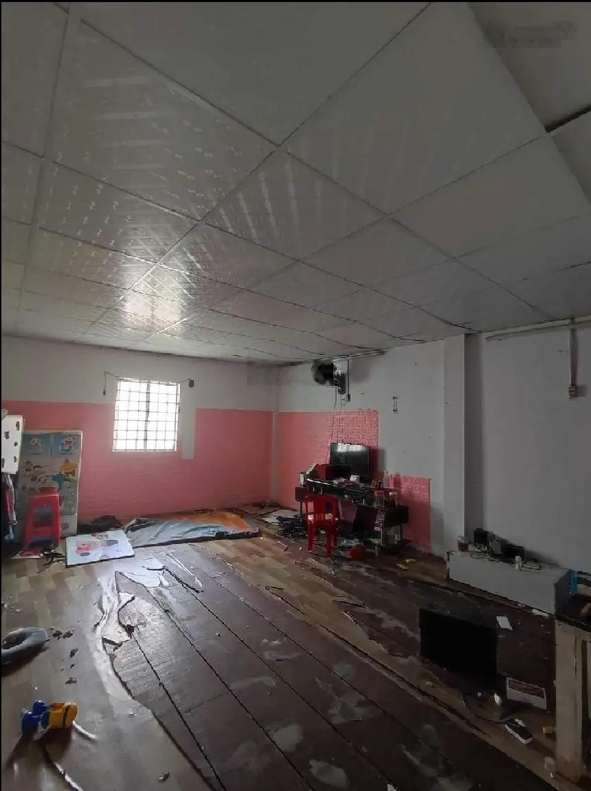 Xe hơi vào nhà - 120m2 - vỉa hè 3m - Tân Bình giáp Q10 - giá 13,5 tỷ còn TL