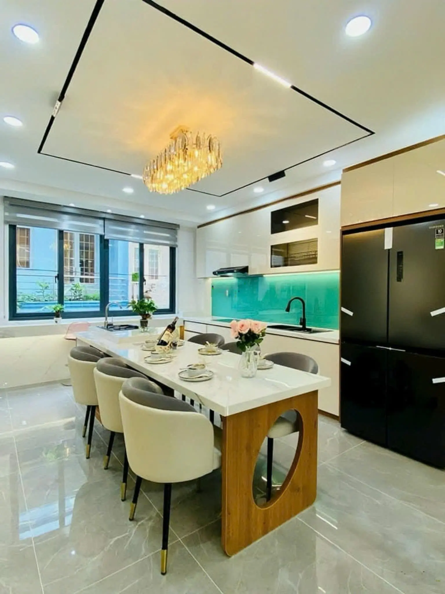 Xoay vốn làm ăn bán gấp nhà hẻm 4,5m đường Lý Thường Kiệt Tân Bình. Giá 3tỷ880, Diện tích 52m2