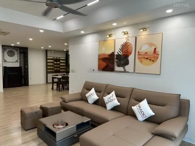 Bán căn hộ 172m2 view Lã Vọng chung cư Mandarin Garden, sẵn nội thất vào ở luôn