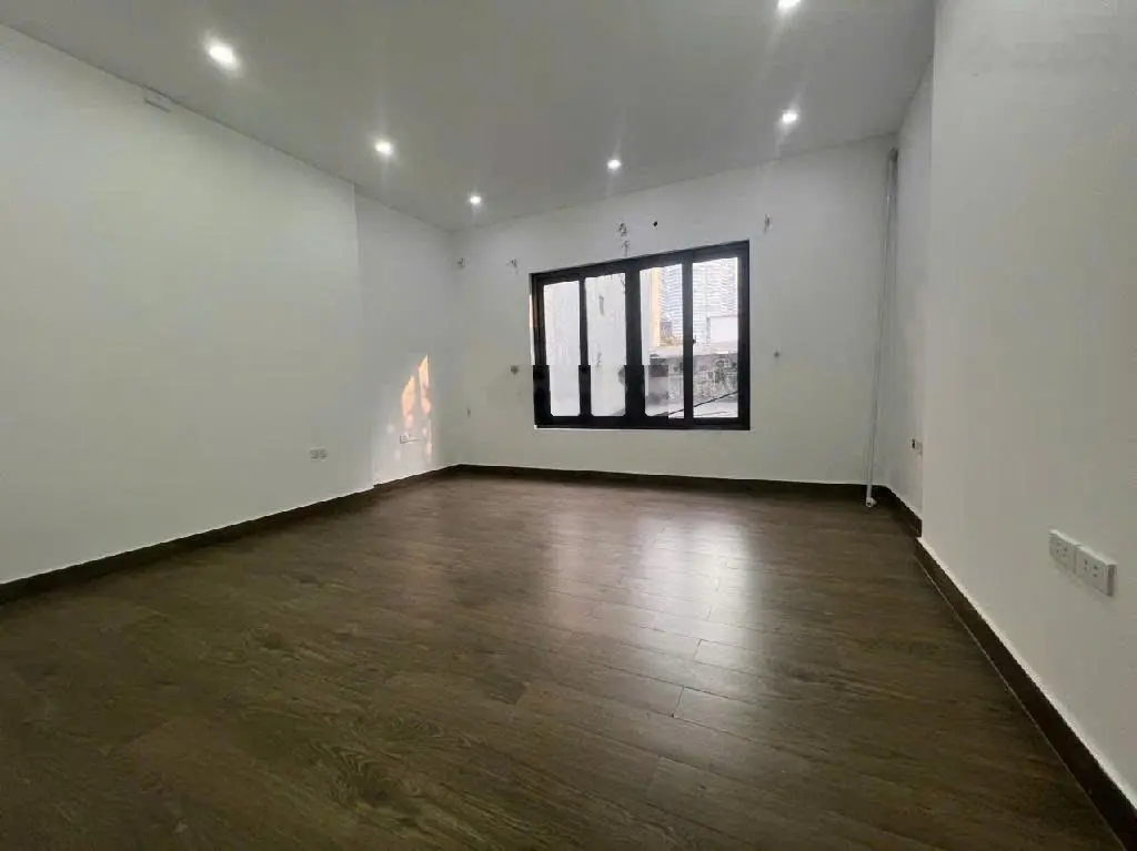 Bán nhà XUÂN ĐỈNH 55m2,mt đẹp 4.5m giá 9.95 tỷ.