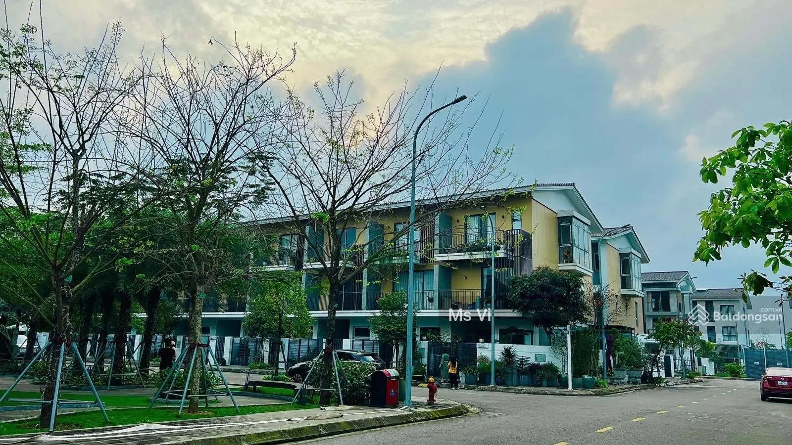 Chuyển nhượng cho căn liền kề 2 mặt thoáng tại trục thông dự án Belhomes 75m2