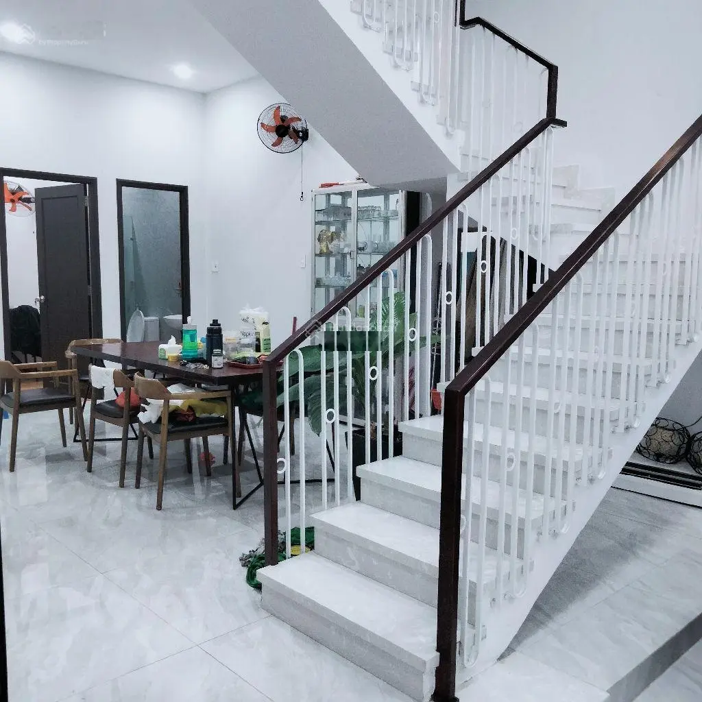 Cơ hội sở hữu ngay căn nhà phố đẹp lung ling, đầy đủ tiện nghi tại vị trí vàng chỉ nhỉnh 7tỷ