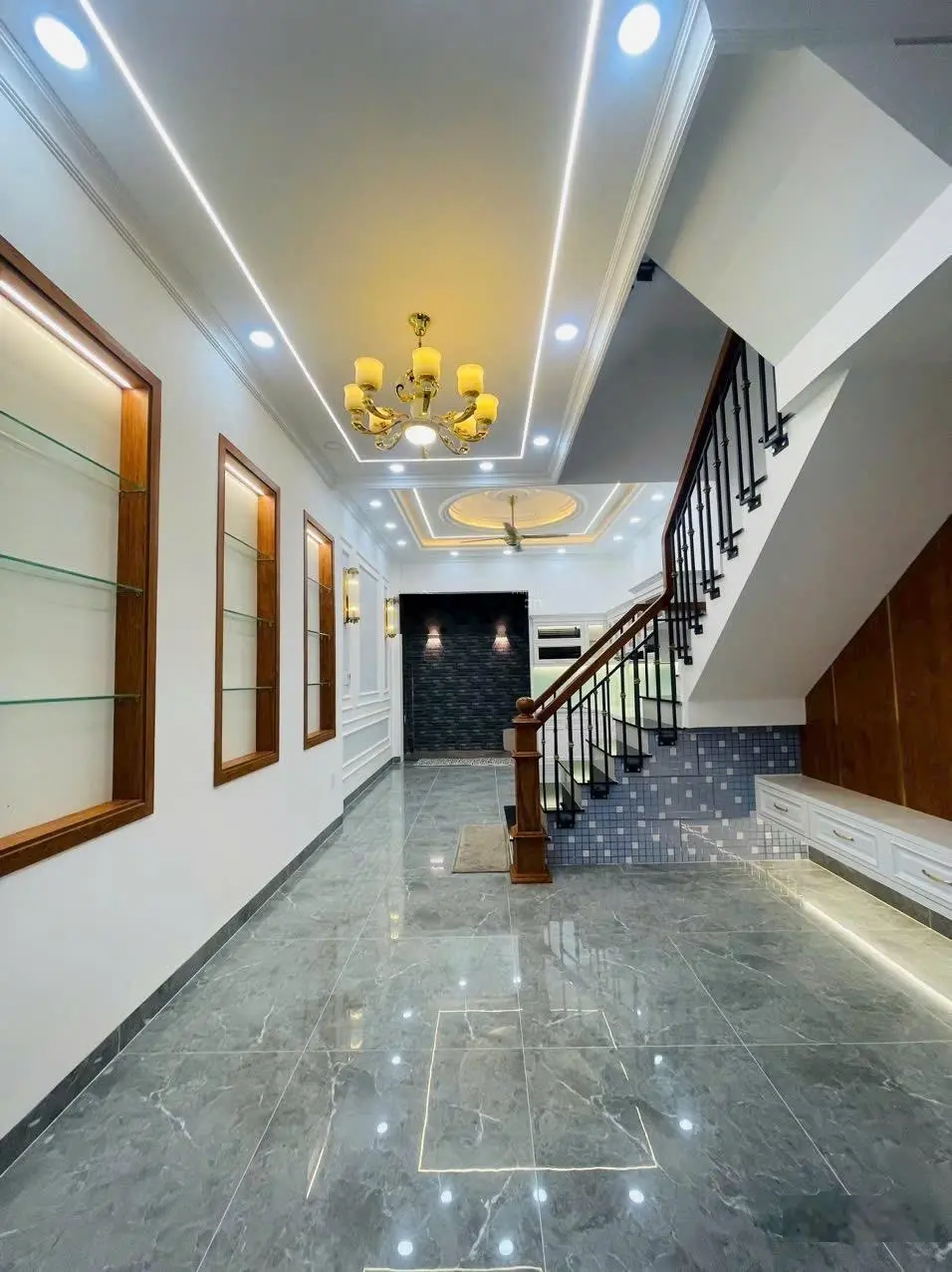 Nhà MTKD thông Gigamall và Vạn Phúc, 61m2, 3 tầng 4PN 5WC, nhỉnh 7 tỷ