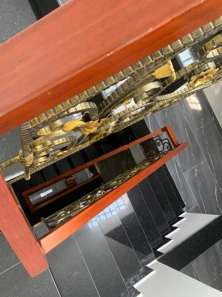 BÁN NHÀ ĐẸP 125M2 3 TẦNG NGANG 5M THANG MÁY HXT TRÁNH PHAN VĂN HỚN