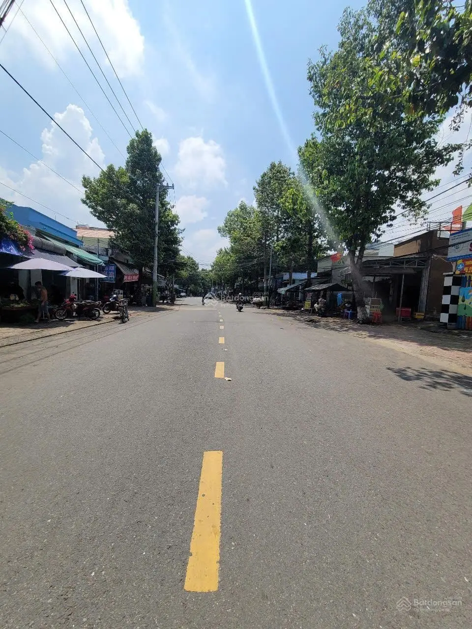 Bán nhà MT đường Phạm Ngũ Lão, MT chợ Xóm Vắng, p.Dĩ An, Tp.Dĩ An