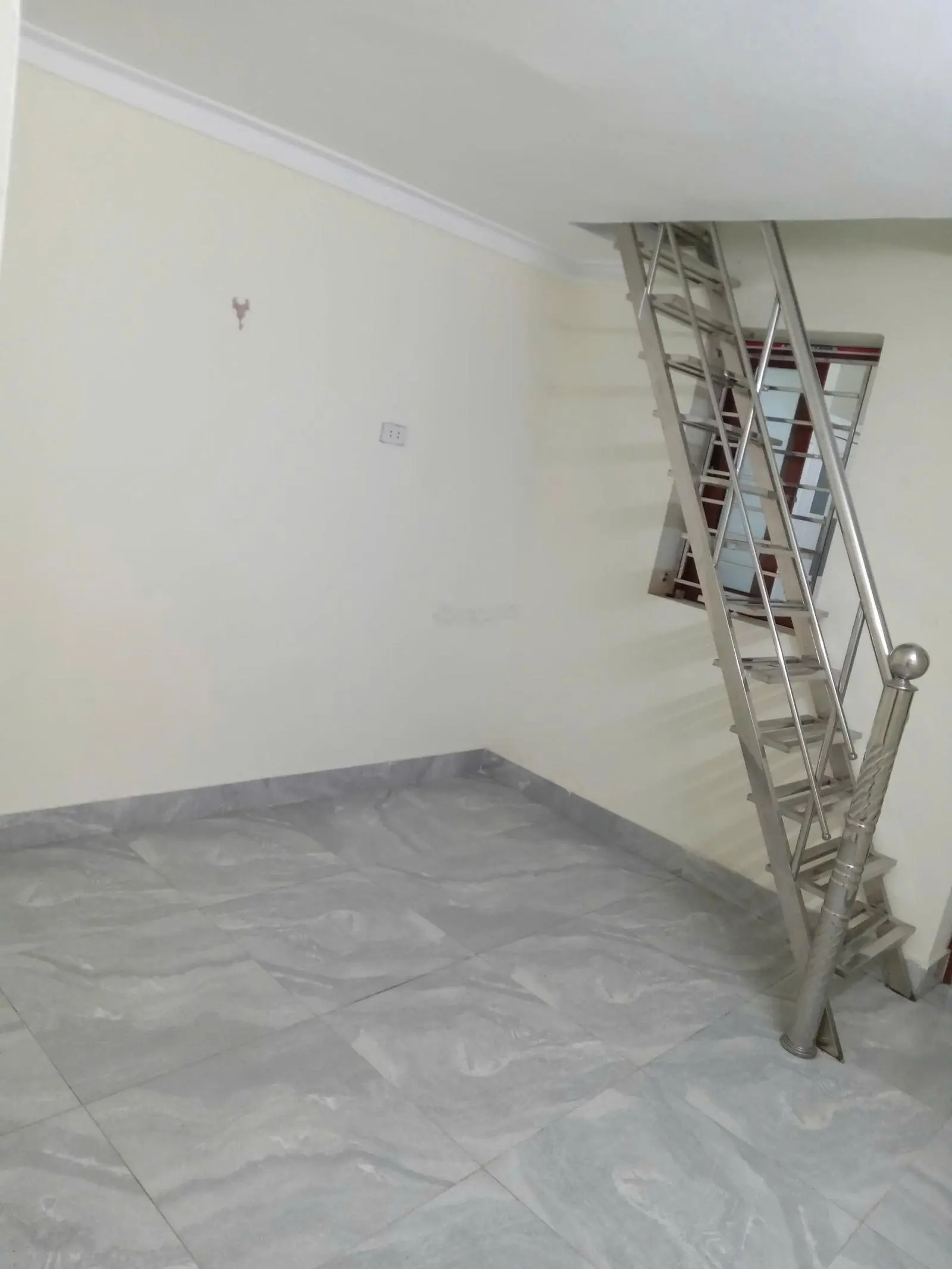 Bán nhà ngõ 75 Điện Biên, Cửa Bắc, Nam Định