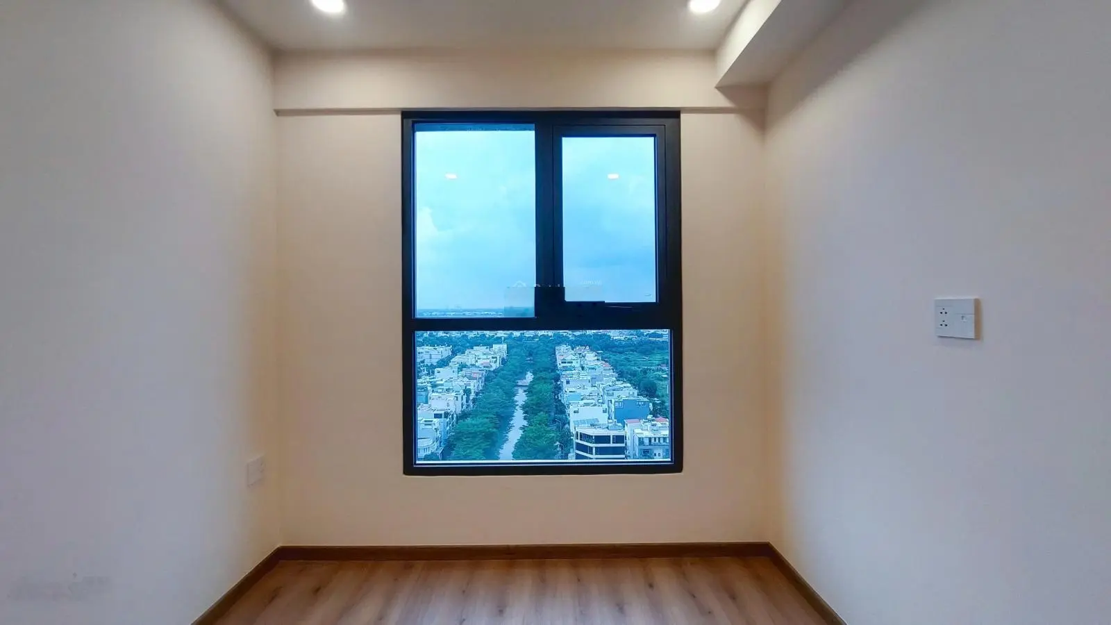 Căn hộ 2PN 1WC Viva Plaza chỉ 2,8 tỷ (100%) MT Nguyễn Lương Bằng PMH Quận 7. Alo em xem nhà thực tế