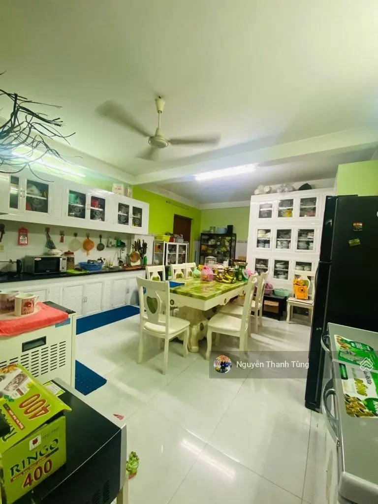 Mặt tiền đông hưng thuận quận 12 - 122m2, ngang hơn 5m, 3 tầng - sân rộng đậu 2 ô tô - nhỉnh 7 tỷ.
