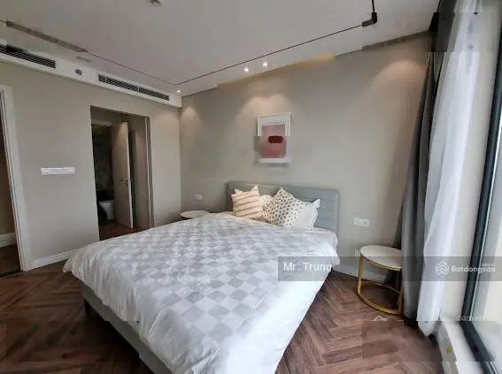 Chính chủ bán căn 2 ngủ, 2 VS, 94m2 và 112m2 tòa Golden Land 275 Nguyễn Trãi, Thanh Xuân, HN