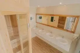 Bán tòa nhà 8 tầng ngang 8m mặt tiền đường Trần Phú cạnh cầu Rồng, giá cục kì tốt