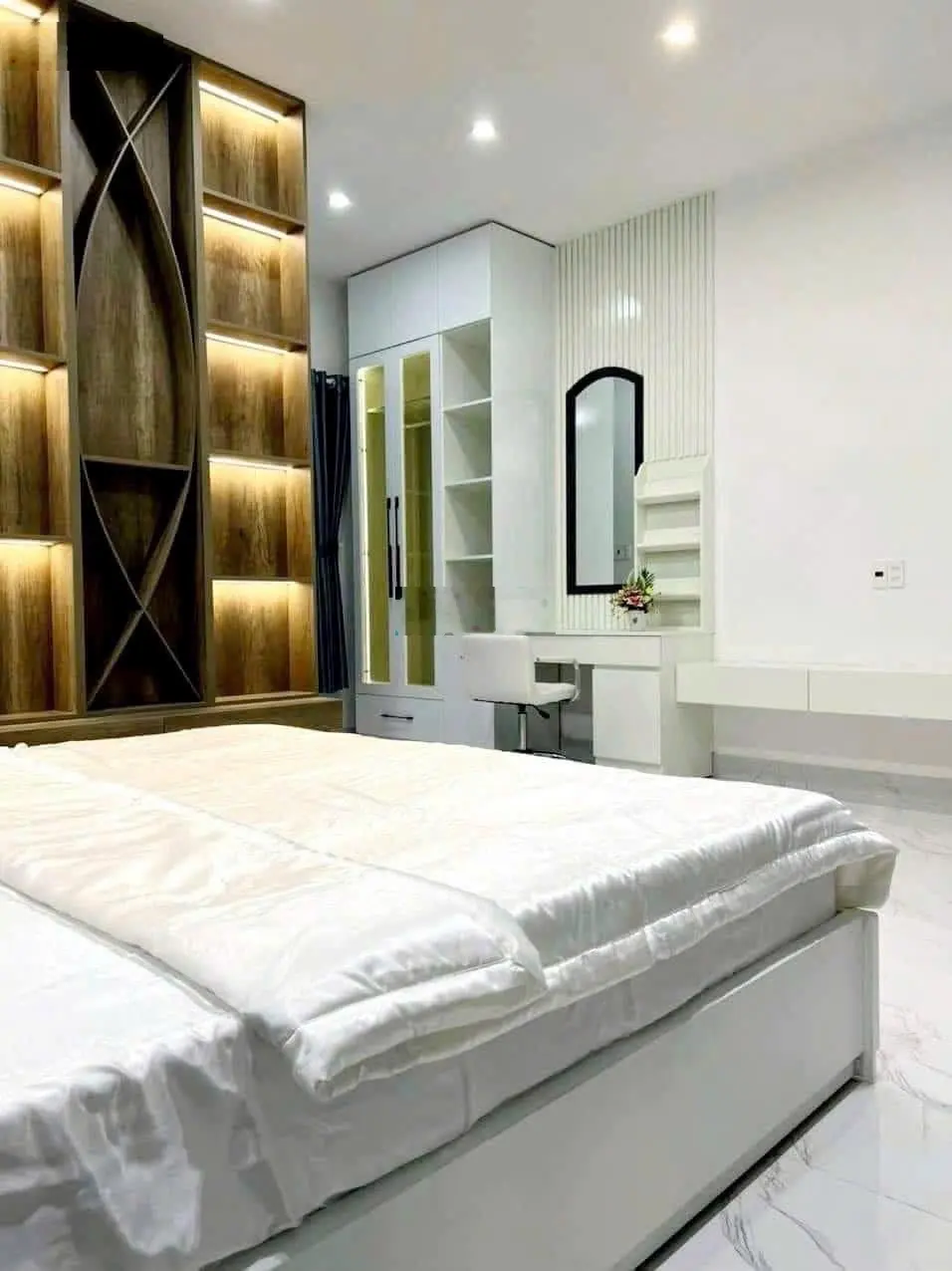 Chính chủ cần bán gấp căn nhà mặt tiền Võ Văn Ngân, Linh Chiểu, TĐ giá 4.25TỶ, thích hợp đầu tư,SHR