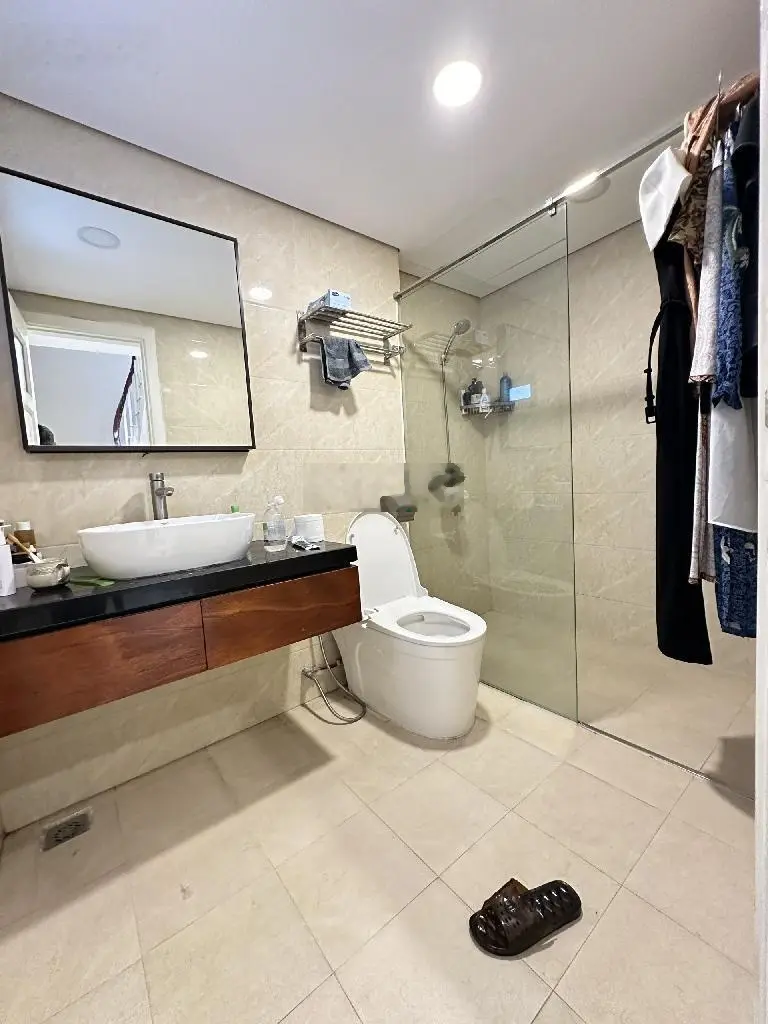 Phạm Văn Đồng - 48m2 x 6 tầng - Ô tô vào nhà - Thang máy - 15m ra mặt đường Phạm Văn Đồng
