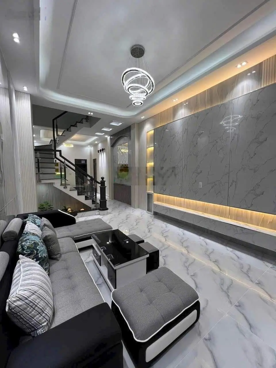 Nhà bán Tập đoàn 2 Tân kim, Cần Guộc Sổ Hồng riêng 80m(4 x20m) 1Trệt 2 lầu,4pn,3 wc