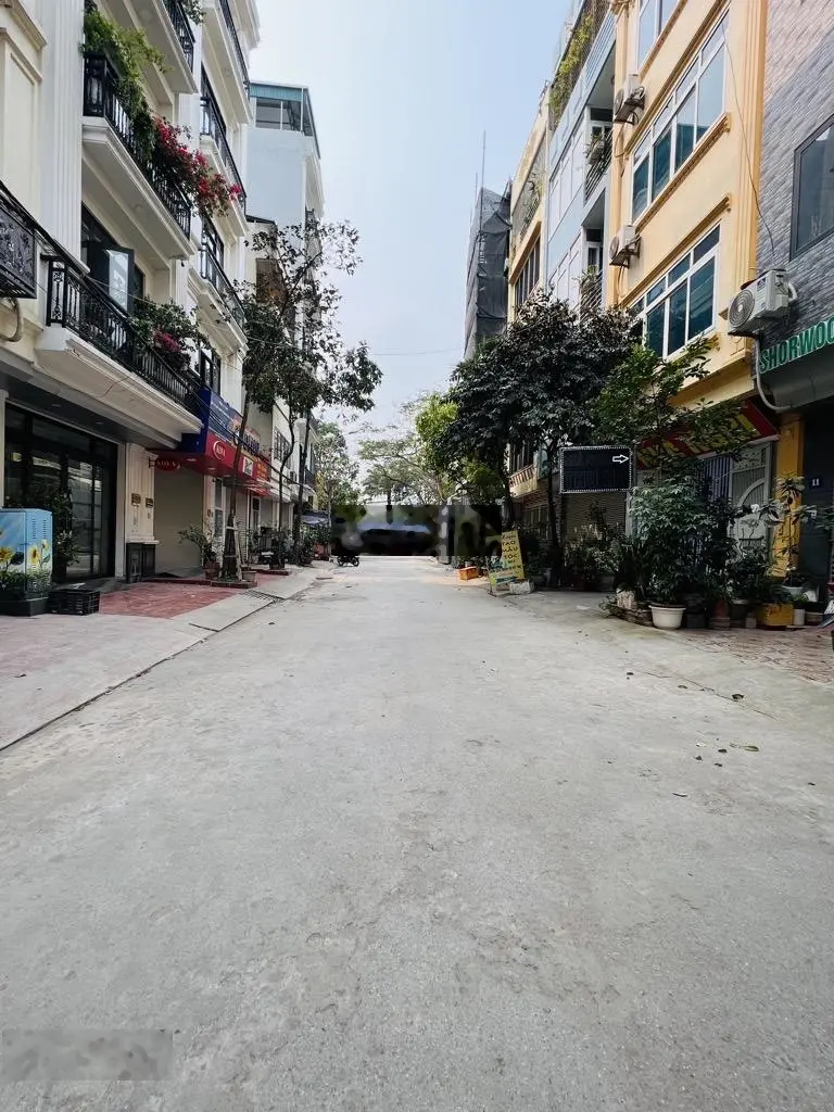 Bán nhà Văn Phú - Phú La - Hà Đông. Đấu giá 50m2 5 tầng MT 5m, phân lô vỉa hè ô tô tránh kinh doanh