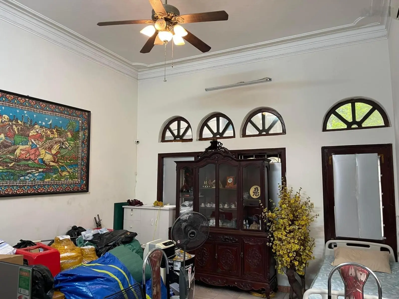 Khương Đình - Nhà 2 mặt ngõ ô tô - trong sân 3 ô tô đỗ - cách hồ Hạ Đình khoảng 50m - ở sướng