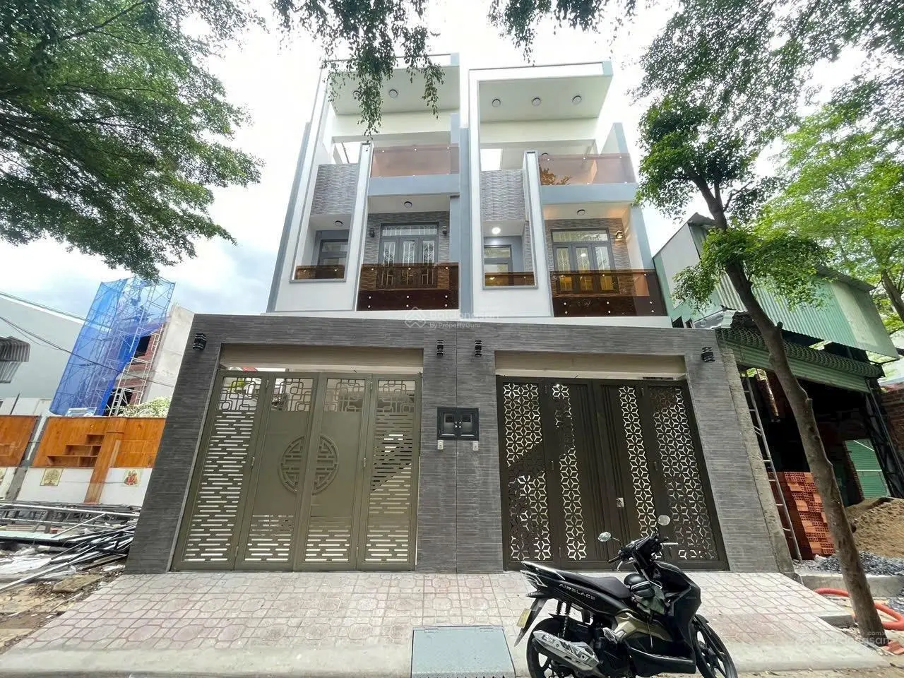 8,597 tỷ 56 nhà mới 4 tầng hiệp binh Phước thủ Đức gần vạn phúc
