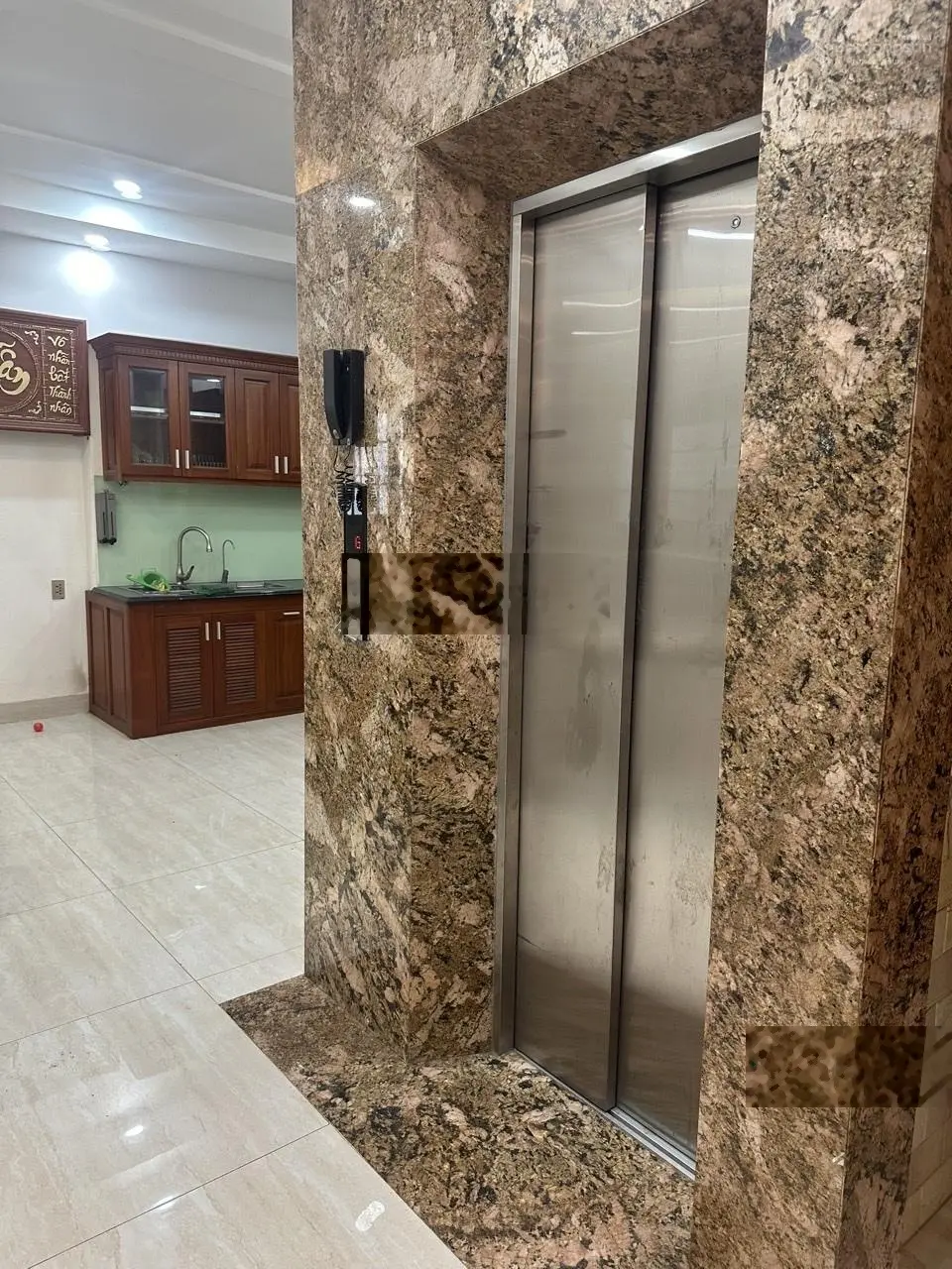 Bán nhà mặt tiền đường Bưng Ông Thoàn giá 15,2 tỉ diện tích 300m2