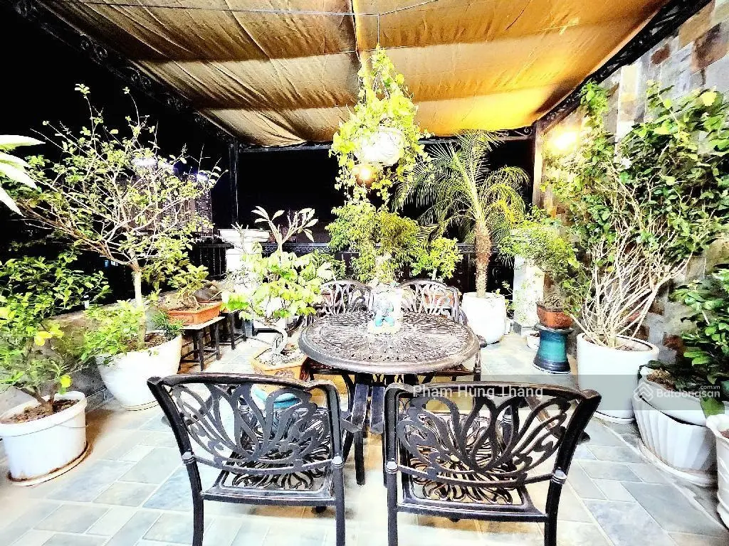 Bán nhà ngõ 24 kim đồng.hoàng mai 8 tầng. mt 5m. dtsd 80m. thang máy. vỉa hè. kinh doanh