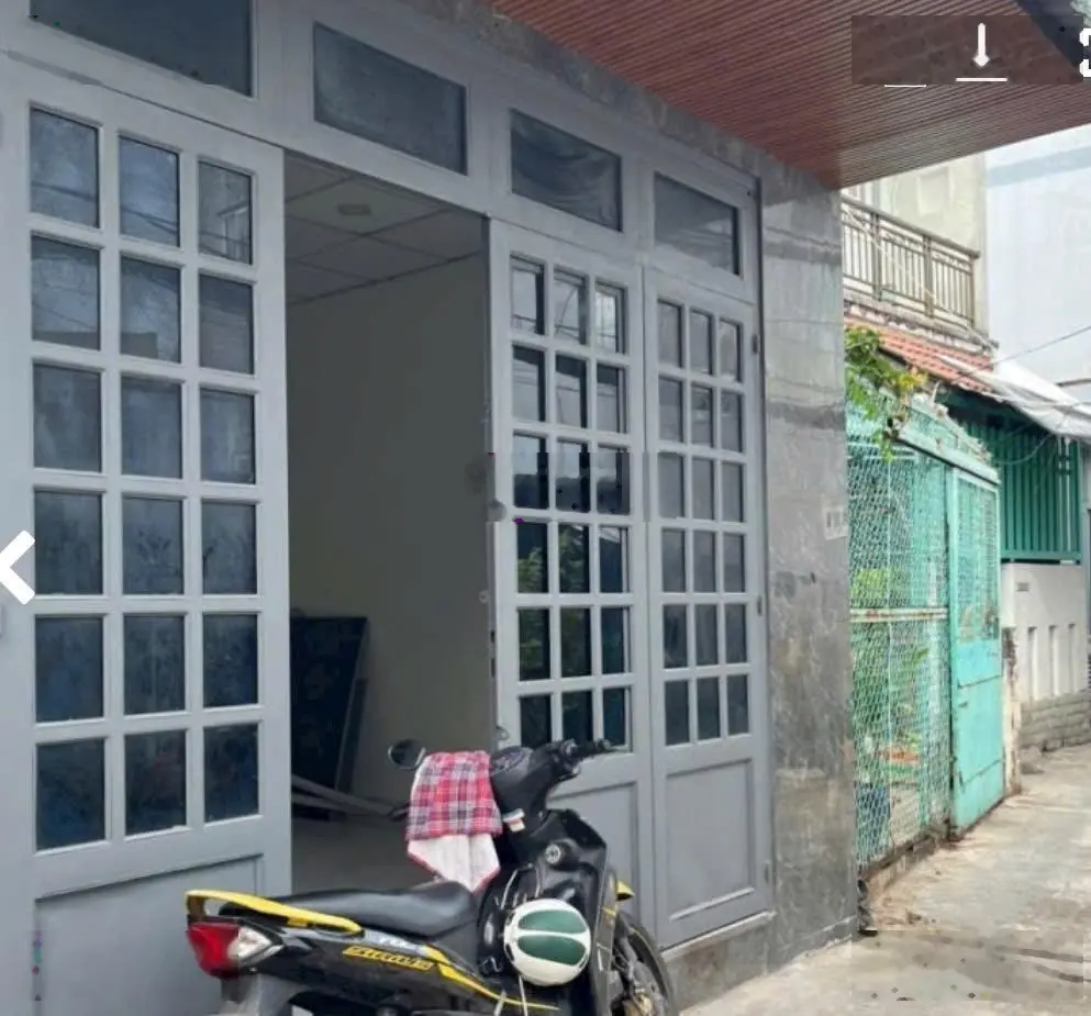 Bán nhà. Q,8. Hẻm thoảng mát. DT. 93. M2. (4.5. X 20. Giá. 4.650. Tỷ. Nhà 2. Tầng. Lô góc. 4.PN.