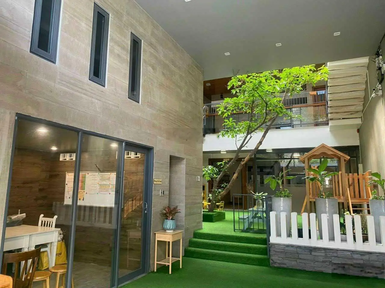 Bán nhà HXH Nguyễn Trãi, P. Nguyễn Cư Trinh, Q1, 13x14m CN 180m2 - giá 37 tỷ