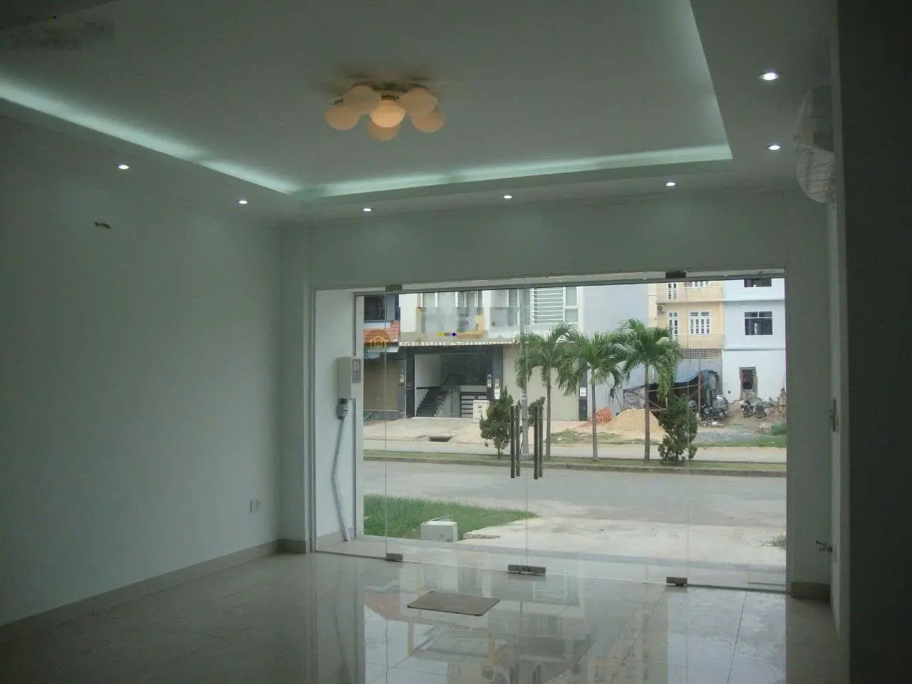 Bán nhà mặt tiền Nguyễn Quý Đức - Trục kinh doanh sầm uất 5x20(100m2) HDT 50tr/th chỉ 30 tỷ TL mạnh