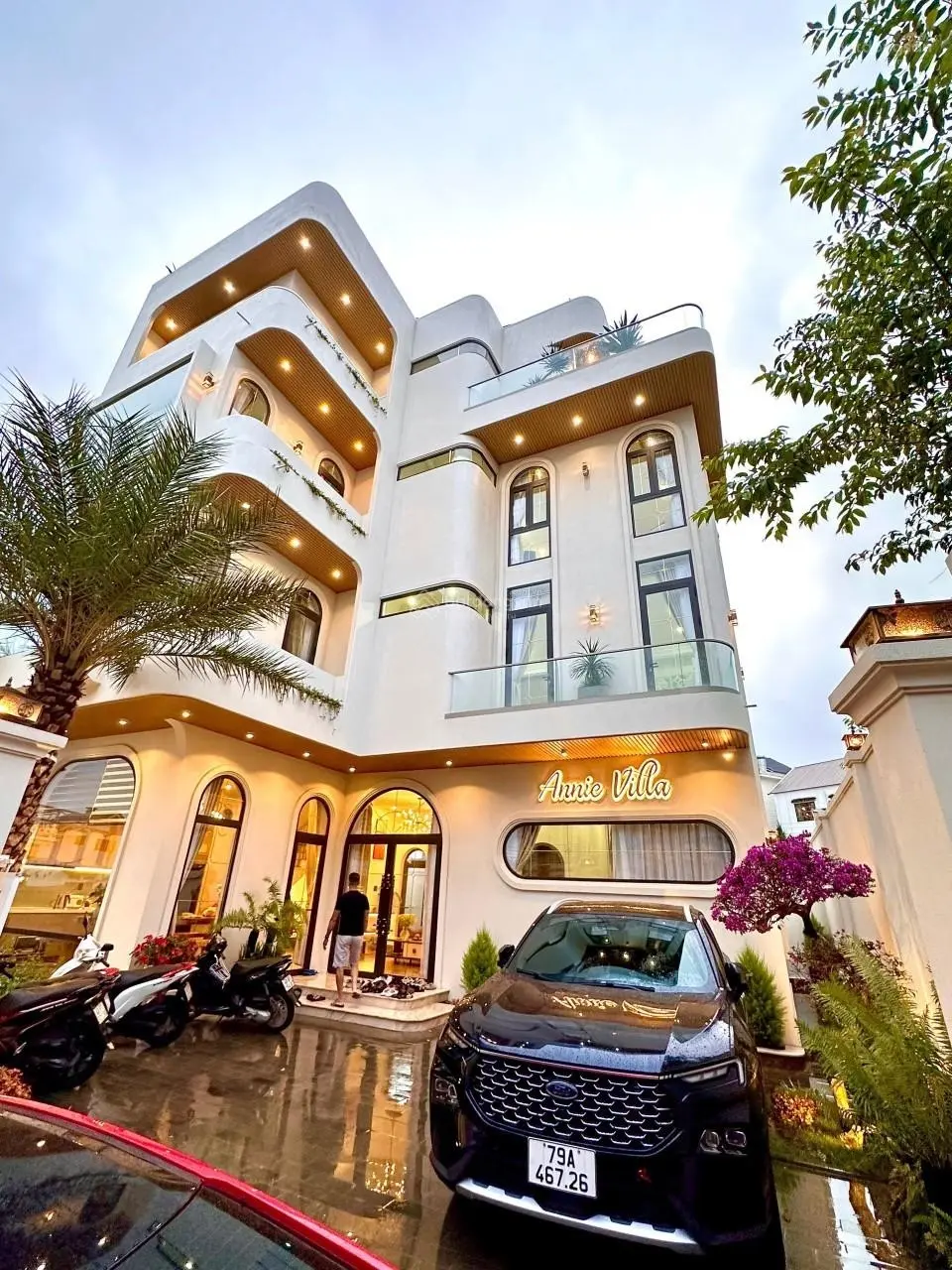 Villa đẹp full nội thất gần thung lũng Tình Yêu, giá 23 tỷ