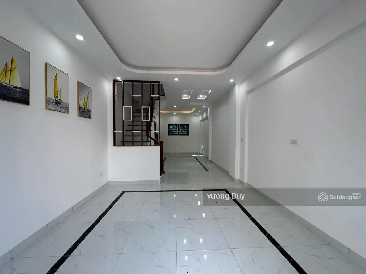 Bán gấp nhà 47m2 ô tô đỗ cửa - đối diện chợ - trường UBND Tân Phú