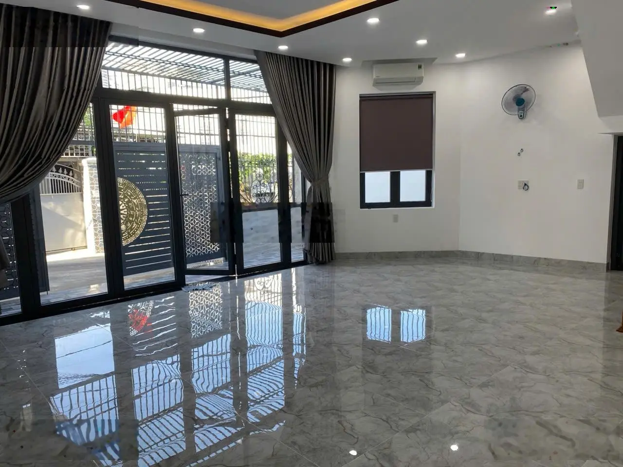 Gởi ae bán gúp 3 căn nhà mới đúc mới tinh mặt tiền đường mai an tiêm phường vĩnh phước hh 70tr/ căn