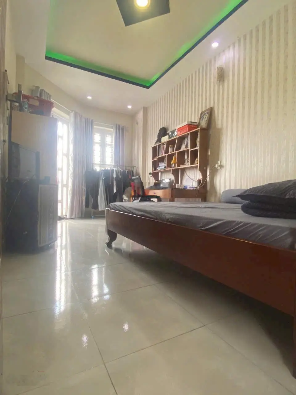 Gấp chủ ngộp hạ 200 triệu . Bán gấp nhà 2 mặt tiền 814 hương lộ 2 ngay bệnh viện bình Tân 60m2 4tam