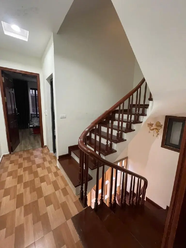 Chính chủ bán nhà 5 tầng đẹp lung linh tại Phùng Khoang, 45m, đầy đủ tiện nghi, giá chỉ 8.6 tỷ